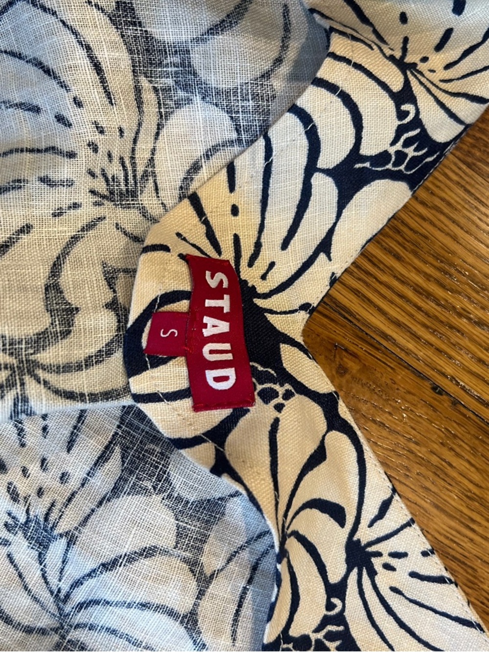 STAUD CATANIA TOP - Navy and Cream scallop block print / Size Small / - Picture 3 of 6